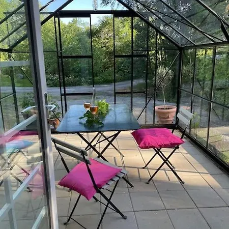 Den Lilla Roeda Stugan