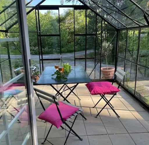 Den Lilla Roeda Stugan